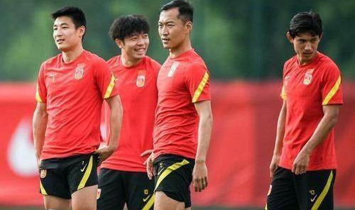 开云体育官网-国足VS越南首发：张玉宁联袂武7艾克森 张琳芃复出