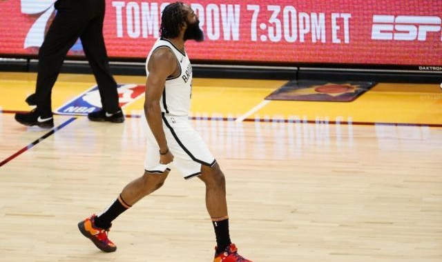 开云-七连胜落袋！替补高光防守提升 篮网近期进步喜人