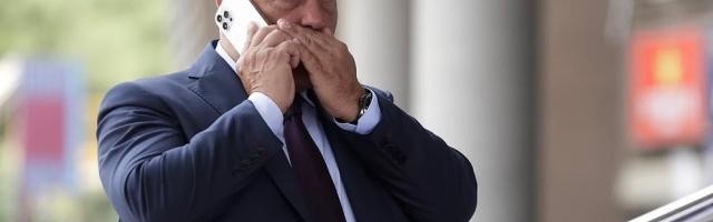 开云体育官网-拉波尔塔：巴萨没打算卖德容，登贝莱续约慢磨不急