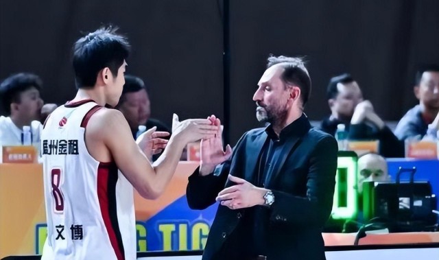 开云体育官网-CBA俱乐部1/4决赛明天2月6日赛程：广东PK上海，浙江PK山东