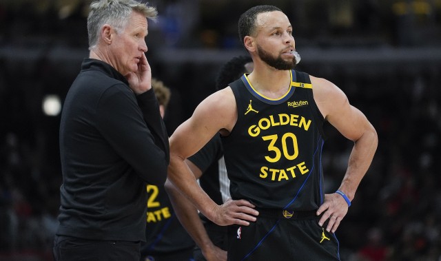 开云体育官网-俯冲西部第10？5连败勇士落后快船2个胜场 仅领先开拓者0.5胜场了