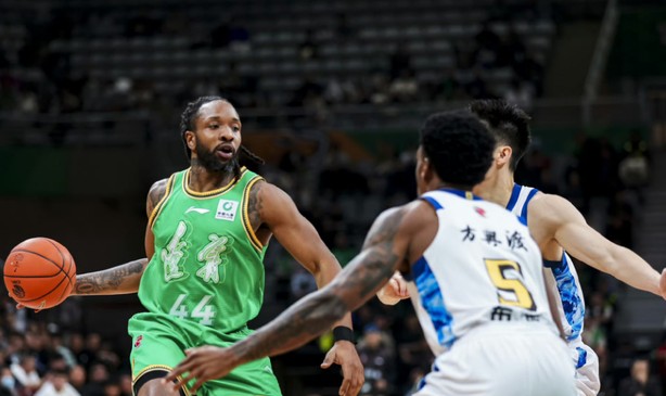 开云体育官网-辽宁男篮VS四川！新帅上演首秀，赵继伟确定出战，央视直播