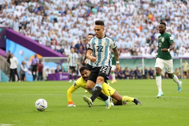 1669113806418015625.jpg 1669113793.jpg